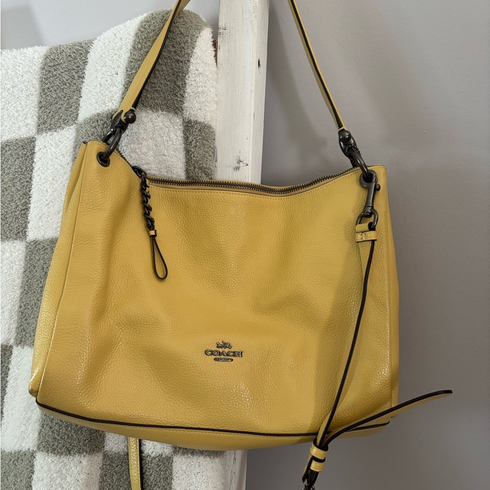 Coach Mustard Leather Shoulder Bag